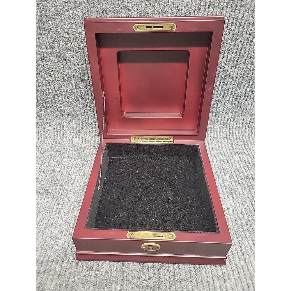 US Navy Wooden Keepsake Jewelry Box Mahogany Finish Military‎ Medallion 8x8x4